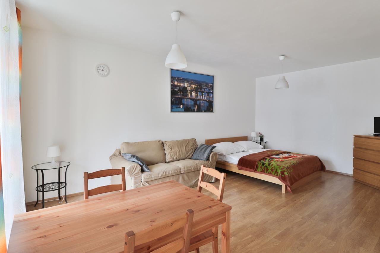 Bright Spacious Apartment Prag Eksteriør billede