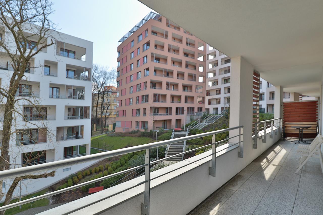 Bright Spacious Apartment Prag Eksteriør billede