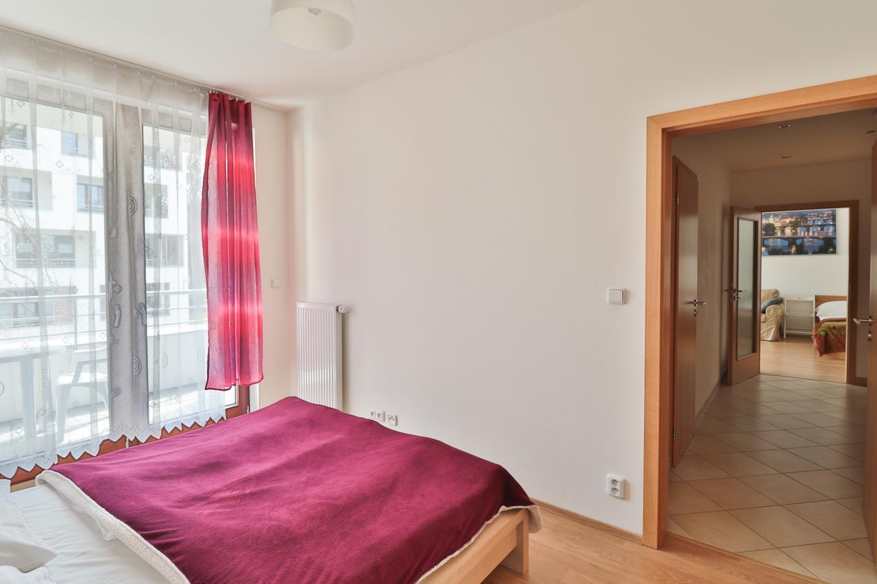 Bright Spacious Apartment Prag Eksteriør billede